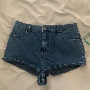 Urban outfitters super high rise shorts 31 w